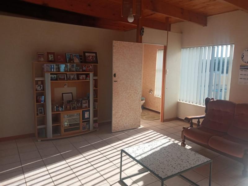 4 Bedroom Property for Sale in C Place Eastern Cape